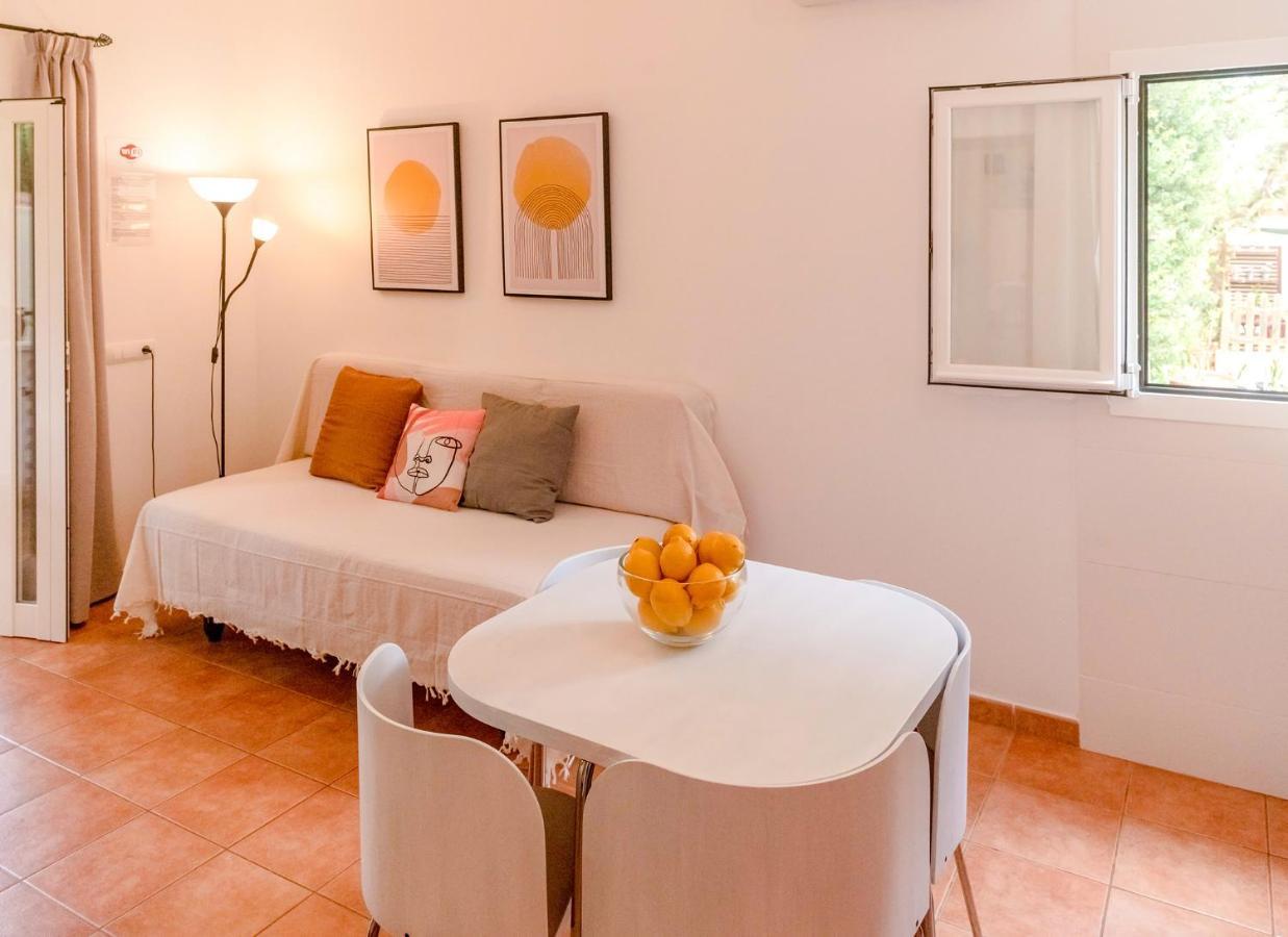 Apartamentos El Pino - Formentera Break Es Caló Eksteriør bilde