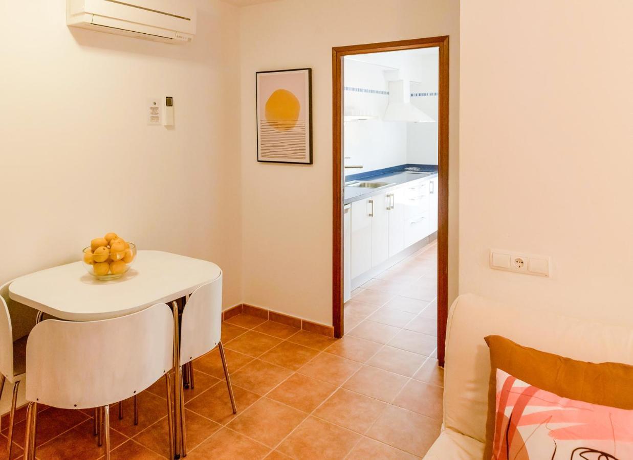 Apartamentos El Pino - Formentera Break Es Caló Eksteriør bilde