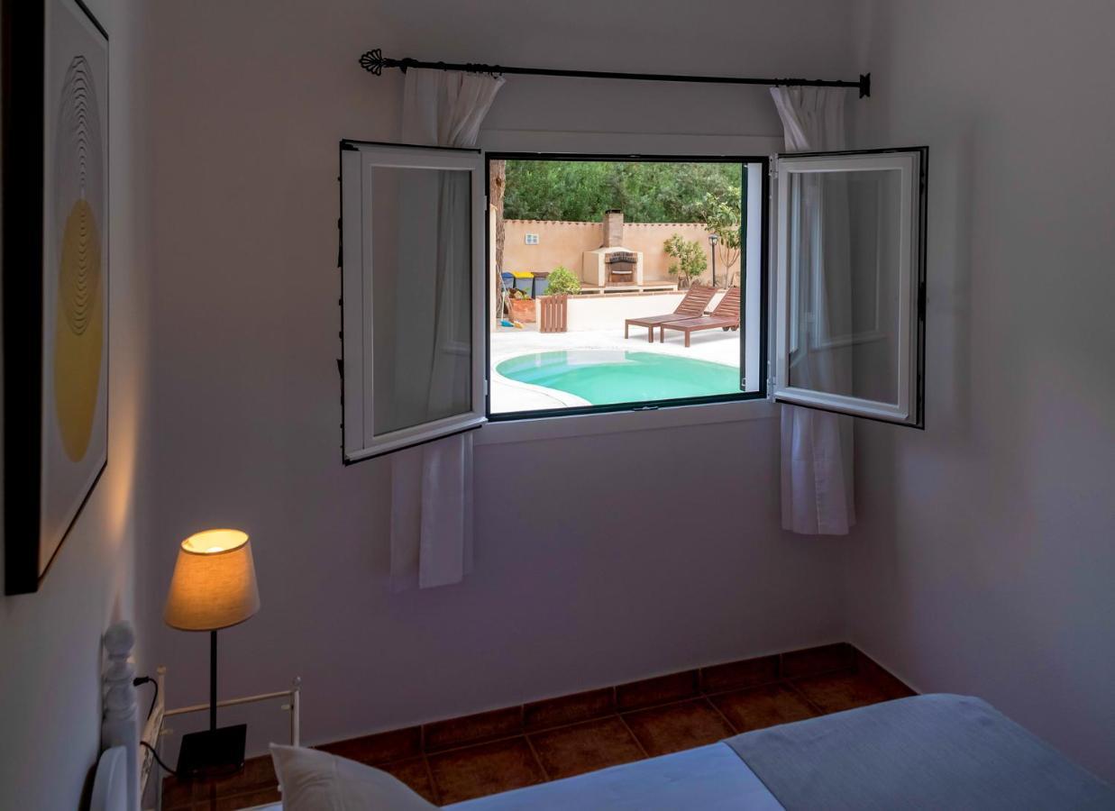 Apartamentos El Pino - Formentera Break Es Caló Eksteriør bilde